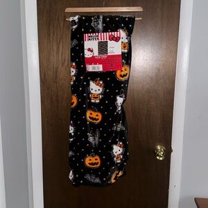 Hello kitty halloween blanket